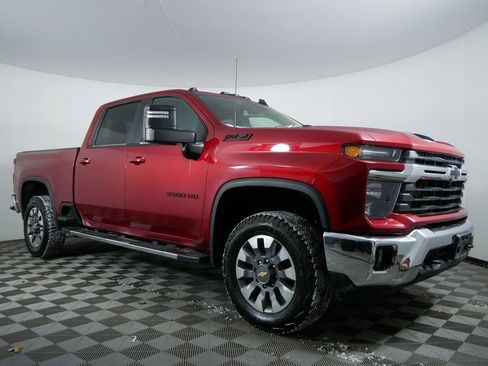 Used 2024 Chevrolet Silverado 3500 LT w/ All Star Edition image 2