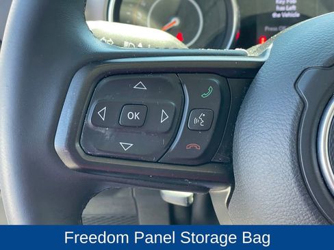Used 2018 Jeep Wrangler Sport AWD/4WD image 16