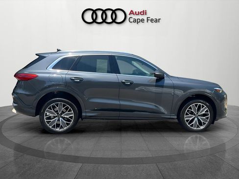 Certified 2025 Audi Q5 Premium w/ Premium Plus AWD/4WD image 6
