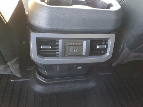 Used 2023 Ford F250 Lariat w/ Lariat Ultimate Package image 9