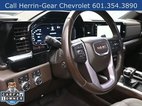 Used 2023 GMC Sierra 1500 SLT w/ SLT Premium Package image 12