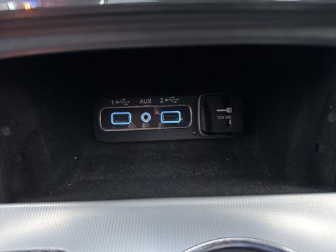 Used 2018 Jeep Grand Cherokee Limited image 16