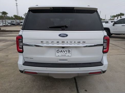Used 2024 Ford Expedition Limited AWD/4WD image 5