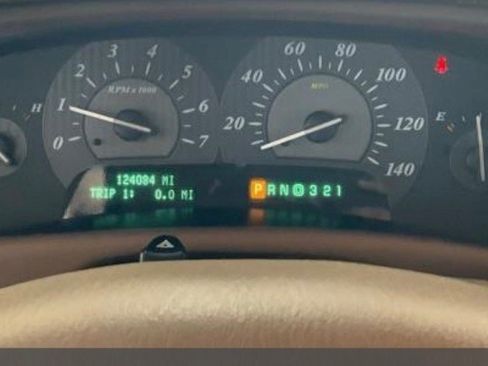 Used 2004 Buick Park Avenue w/ Prestige Feature Package FWD image 7