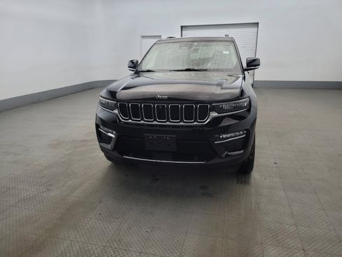 Used 2022 Jeep Grand Cherokee Limited 4xe w/ Luxury Tech Group II AWD/4WD image 15