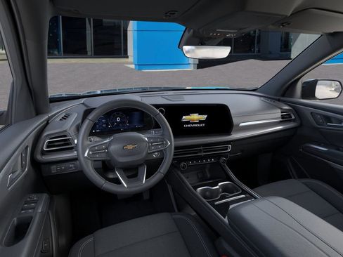 New 2026 Chevrolet Traverse LT w/ Driver Confidence Package image 15