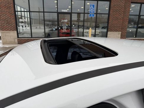 Used 2016 Ford Focus ST w/ Equipment Group 401A image 38