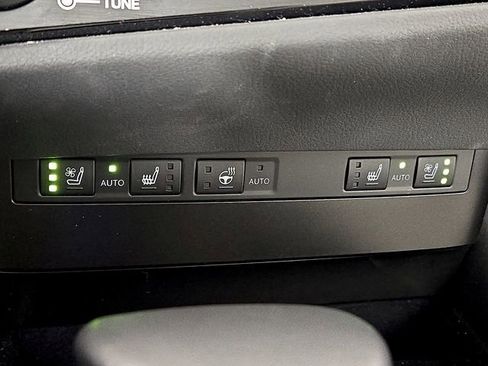 Used 2025 Lexus ES 300h w/ Premium Package FWD image 30
