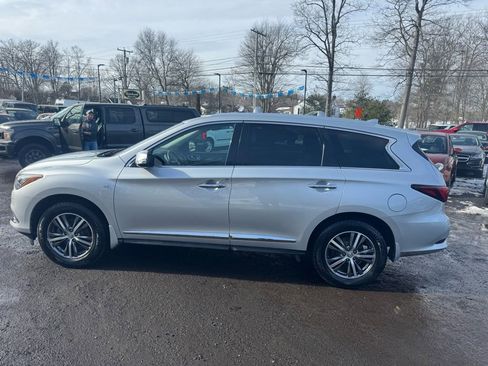 Used 2017 INFINITI QX60 AWD w/ Premium Plus Package image 12