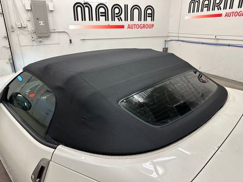 Used 2018 Nissan 370Z Touring Sport RWD image 25