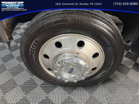 Used 2008 Ford F550 2WD Regular Cab Super Duty image 11