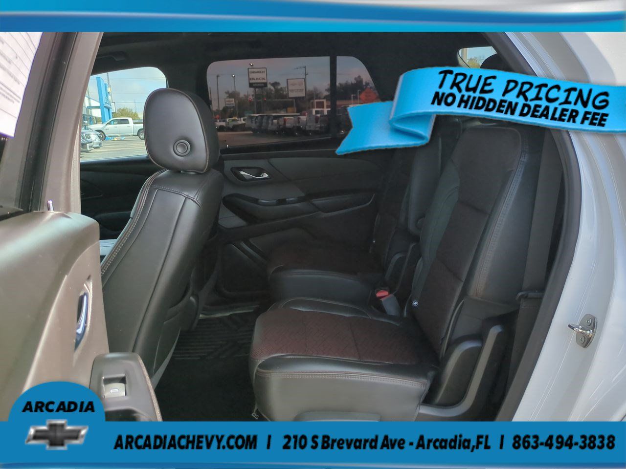 Used 2023 Chevrolet Traverse High Country FWD image 14