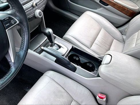 Used 2012 Honda Accord EX-L image 17