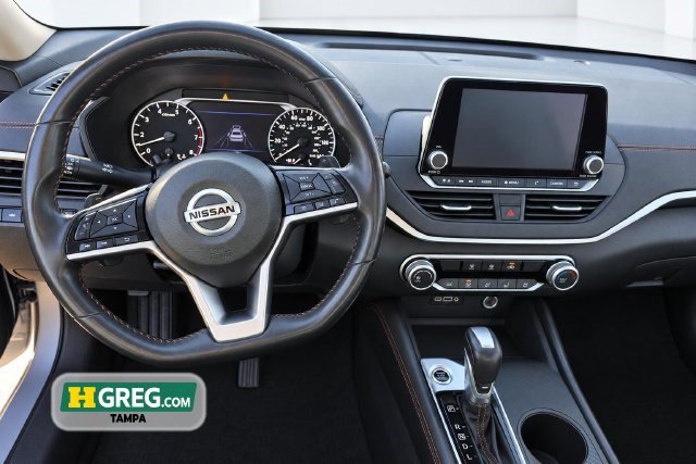 Used 2021 Nissan Altima 2.5 SR FWD image 15