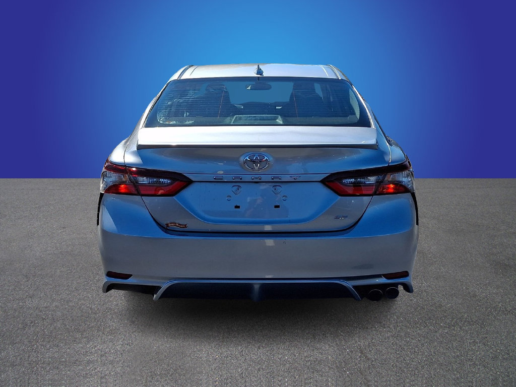 Used 2024 Toyota Camry SE FWD image 5