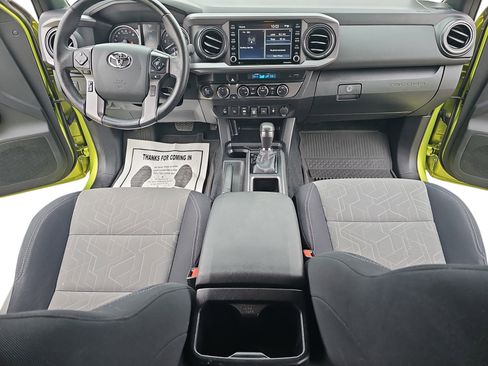 Used 2023 Toyota Tacoma TRD Off-Road w/ Technology Package image 9