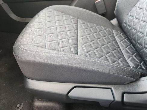 New 2026 Nissan Kicks SV image 18