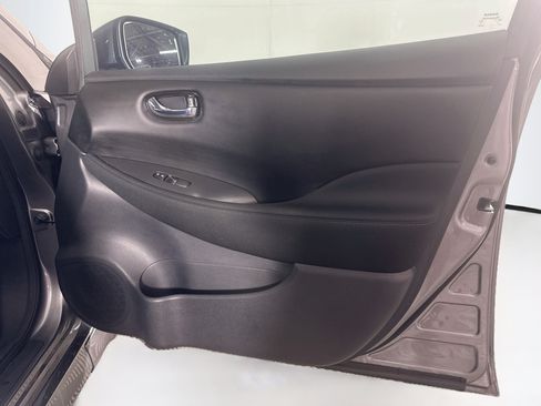 Used 2023 Nissan Leaf S FWD image 30