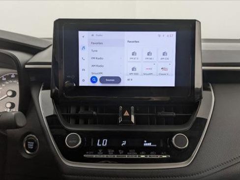 Used 2024 Toyota Corolla SE FWD image 28