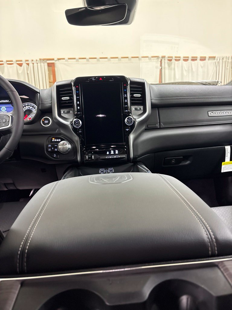 New 2027 RAM 1500 Laramie w/ Night Edition AWD/4WD image 19