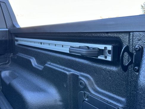 Used 2024 Ford Maverick Lariat image 19