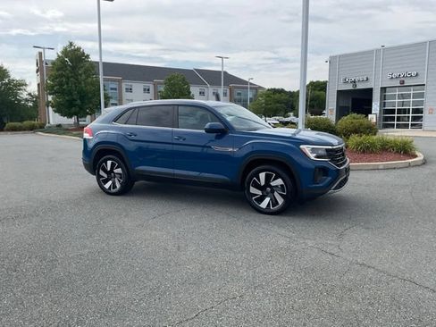 Used 2026 Volkswagen Atlas Cross Sport SE AWD/4WD image 1