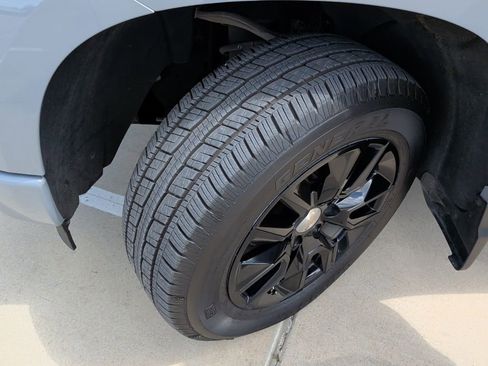 Used 2024 Chevrolet Silverado 1500 Custom image 38