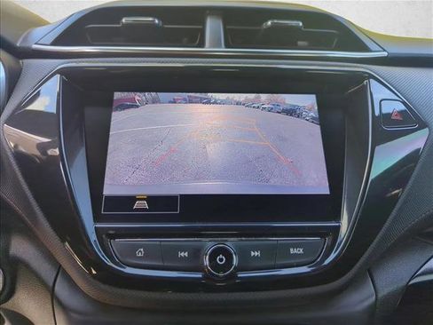 Used 2021 Chevrolet TrailBlazer RS w/ Technology Package image 13