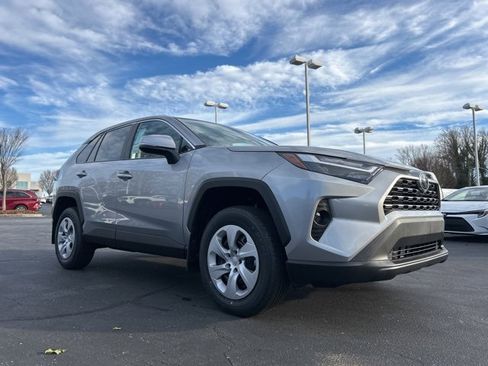 New 2025 Toyota RAV4 LE image 3