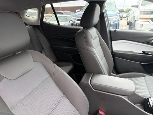 Used 2024 Chevrolet Trax LT w/ Driver Confidence Package FWD image 22