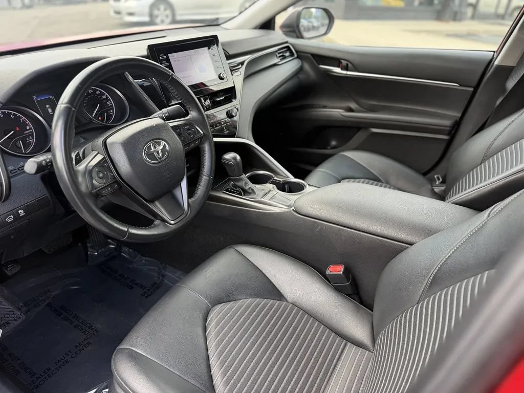 Used 2024 Toyota Camry SE FWD image 10