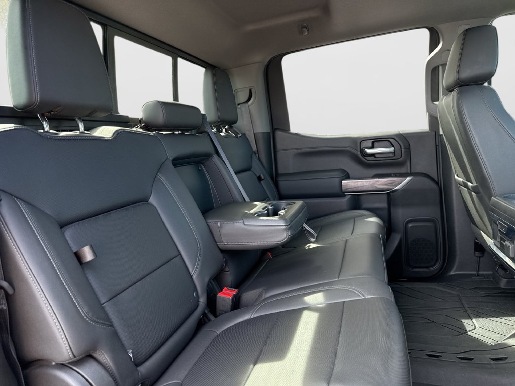 Used 2021 Chevrolet Silverado 1500 LTZ w/ LTZ Premium Package AWD/4WD image 37