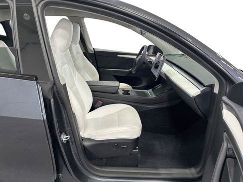 Certified 2023 Tesla Model Y Performance AWD/4WD image 13