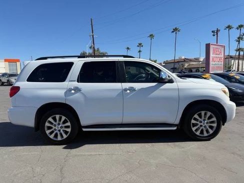 Used 2010 Toyota Sequoia Limited image 2
