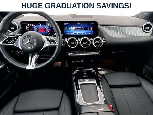 Used 2025 Mercedes-Benz GLA 250 image 19