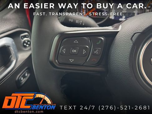 Used 2023 Jeep Gladiator Sport AWD/4WD image 25