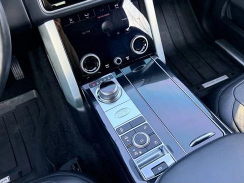 Used 2020 Land Rover Range Rover HSE image 43