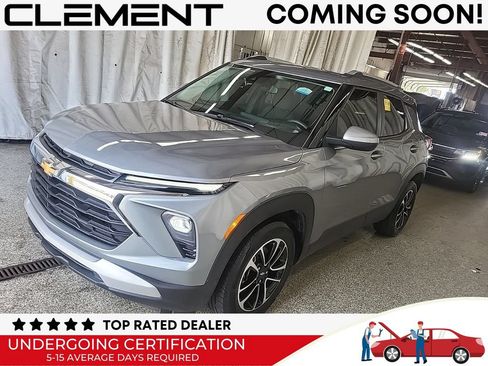 Used 2024 Chevrolet TrailBlazer LT w/ Driver Confidence Package FWD image 1