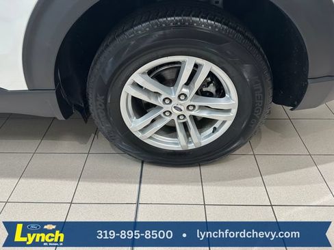 Certified 2024 Ford Explorer XLT w/ Equipment Group 202A AWD/4WD image 32