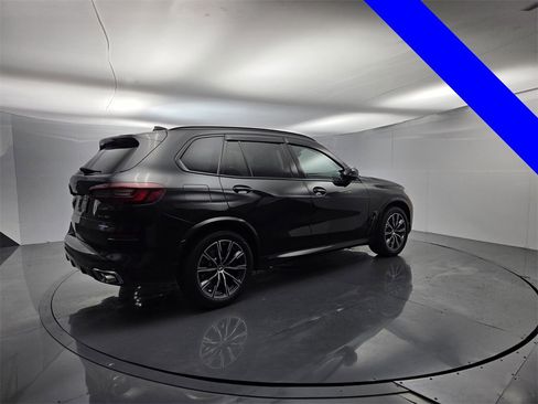 Used 2022 BMW X5 xDrive40i w/ M Sport Package image 13