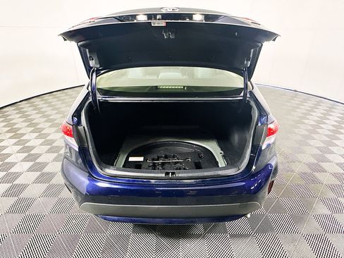Used 2020 Toyota Corolla LE FWD image 30