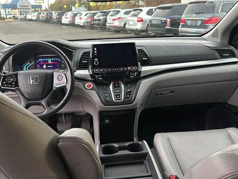 Used 2018 Honda Odyssey EX-L image 11