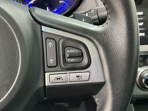 Used 2017 Subaru Legacy 2.5i Limited image 11