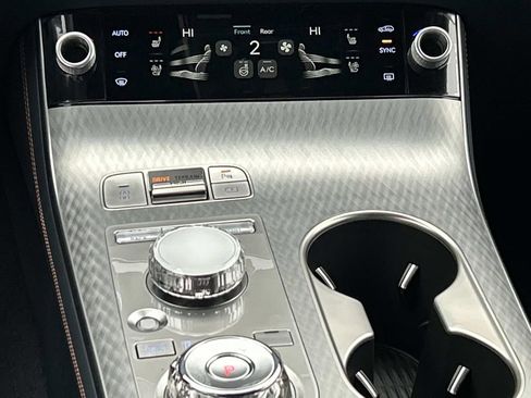 New 2026 Genesis GV70 2.5T Sport Prestige AWD/4WD image 29