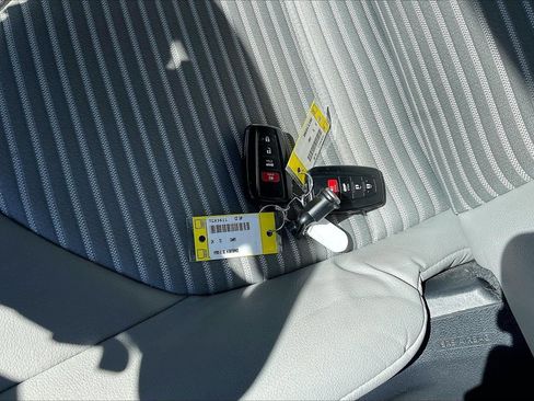 Used 2024 Toyota Camry SE w/ Audio Upgrade Package FWD image 32