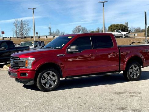 Used 2018 Ford F150 XLT w/ Equipment Group 302A Luxury image 3