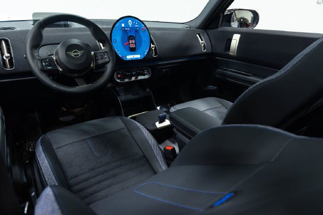 Certified 2026 MINI Cooper Countryman S AWD/4WD image 18