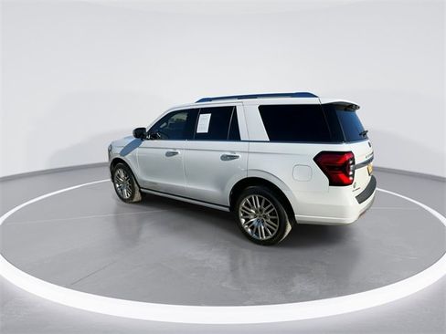 Used 2022 Ford Expedition Platinum image 8