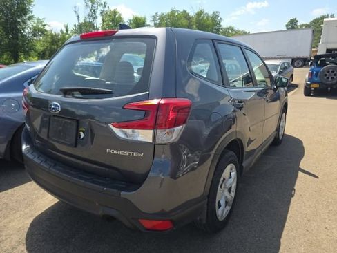 Used 2024 Subaru Forester AWD/4WD image 5