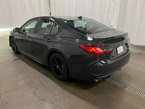 Certified 2025 Toyota Camry SE FWD image 6